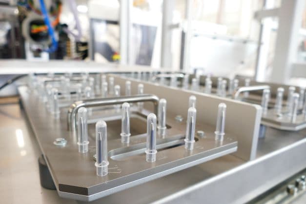 HEKUlab - Automation System for Laboratory Vessels