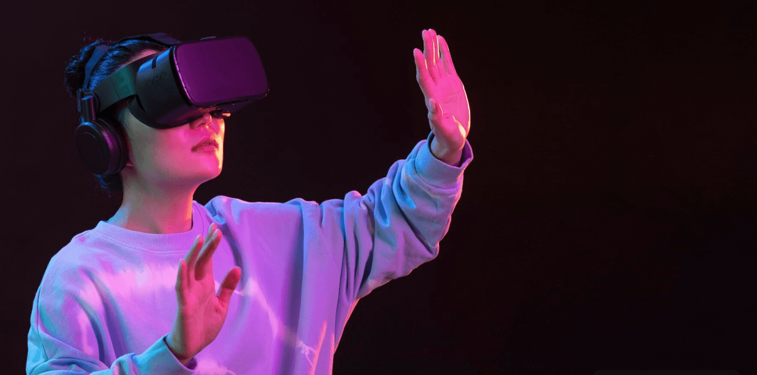 The Role of Augmented Reality (AR) and Virtual Reality (VR) in Entrepreneurial Success